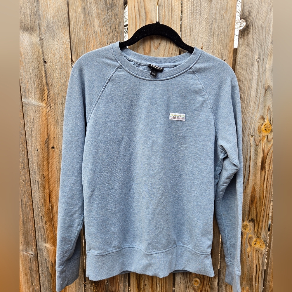 Women's Patagonia Light Blue Sweatshirt